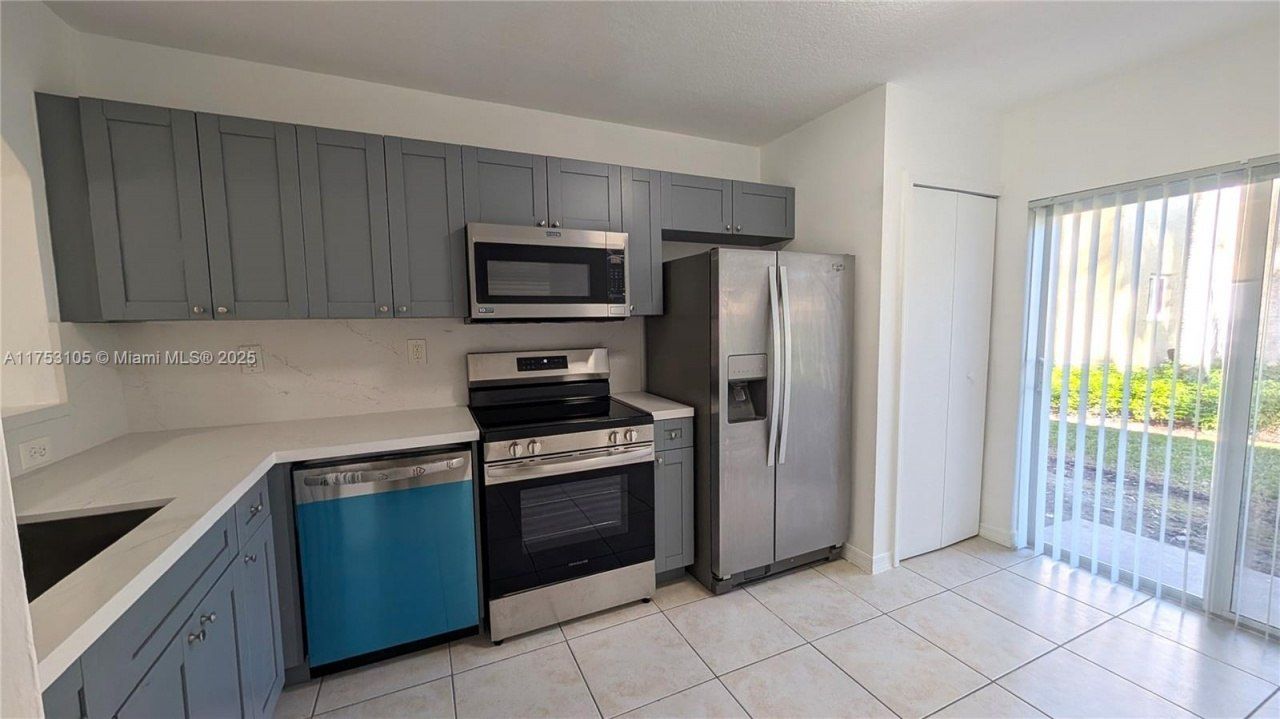 3395 NE 9th St, Unit 103, Homestead, FL 33033 Photo