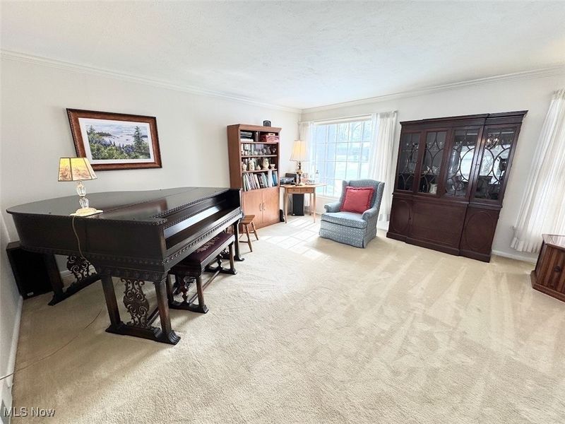 6205 S Woodlane Drive, Mayfield Village, OH 44143 Photo 6