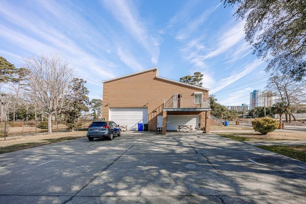 300 19th Ave. S Photo 30