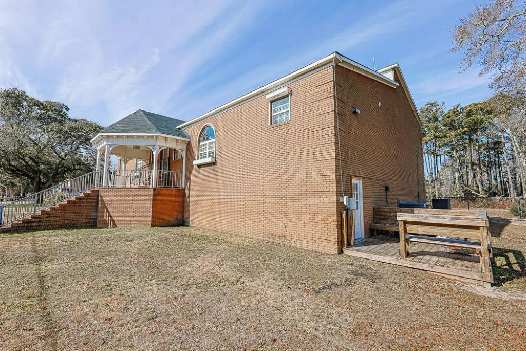 300 19th Ave. S Photo 33