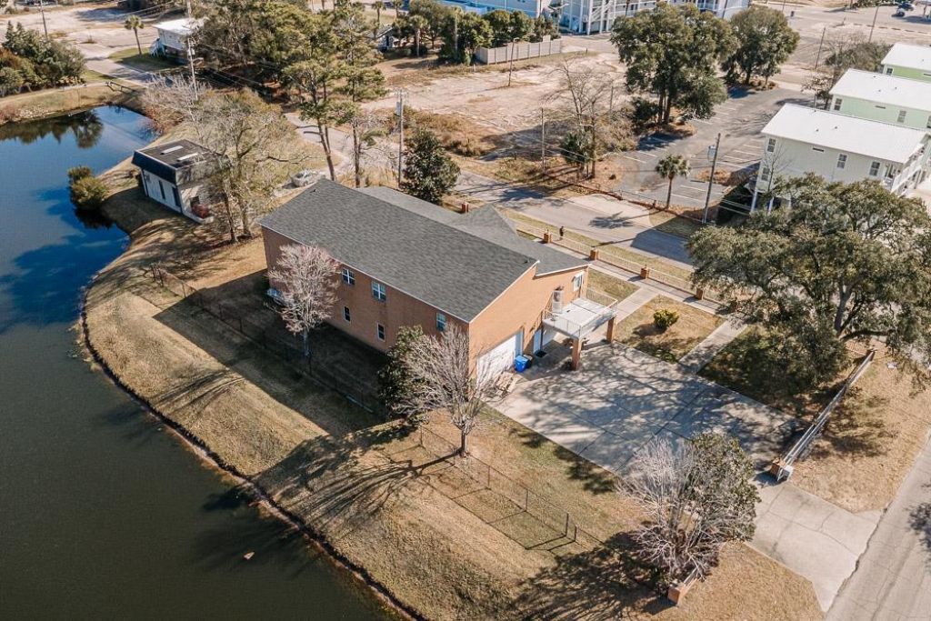 300 19th Ave. S Photo 35