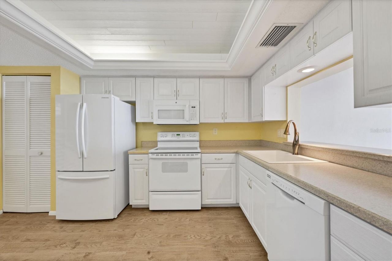 6430 Sun Eagle Lane, Unit 103, Bradenton, FL 34210 Photo