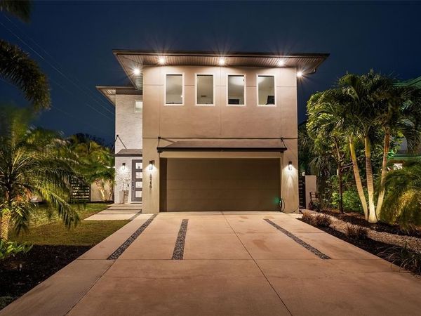 2305 PINE TERRACE, SARASOTA, FL 34231