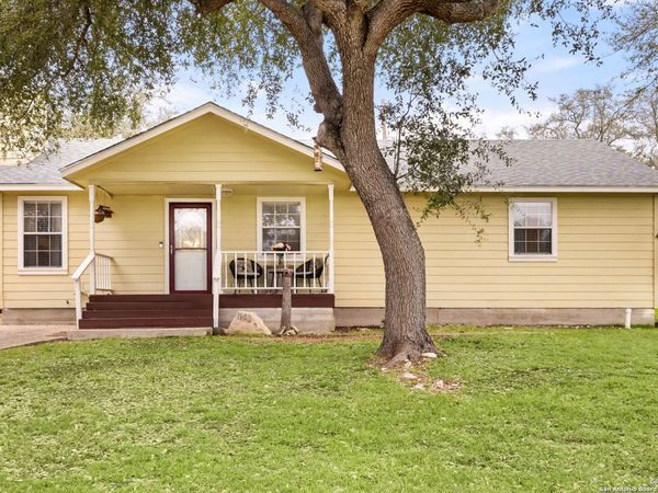 1143 Dawnridge, Canyon Lake, TX 78133