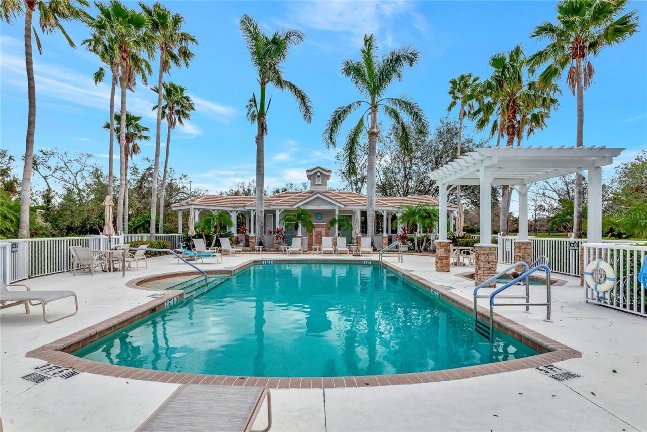 8310 Tartan Fields Circle, Lakewood Ranch, FL 34202 Photo