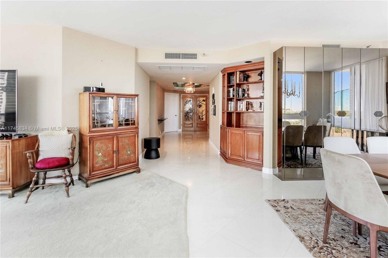 3801 NE 207th St, Unit 704, Aventura, FL 33180 Photo