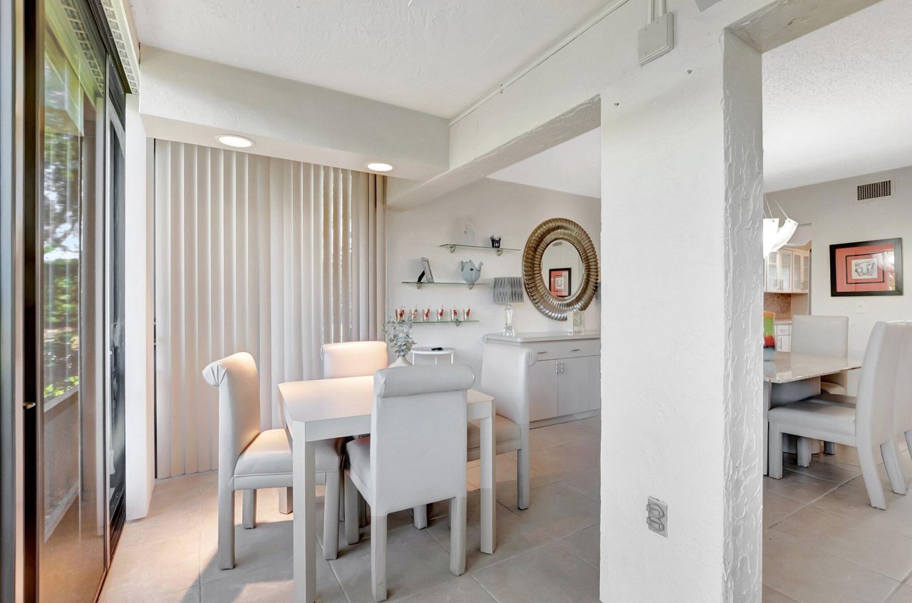 6734 Willow Wood Drive, Unit 1405, Boca Raton, FL 33434 Photo