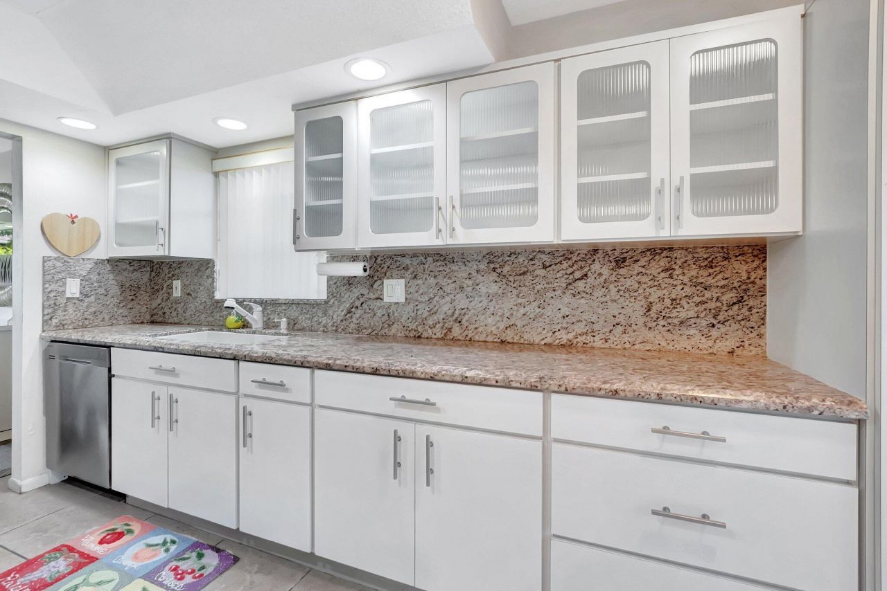 6734 Willow Wood Drive, Unit 1405, Boca Raton, FL 33434 Photo