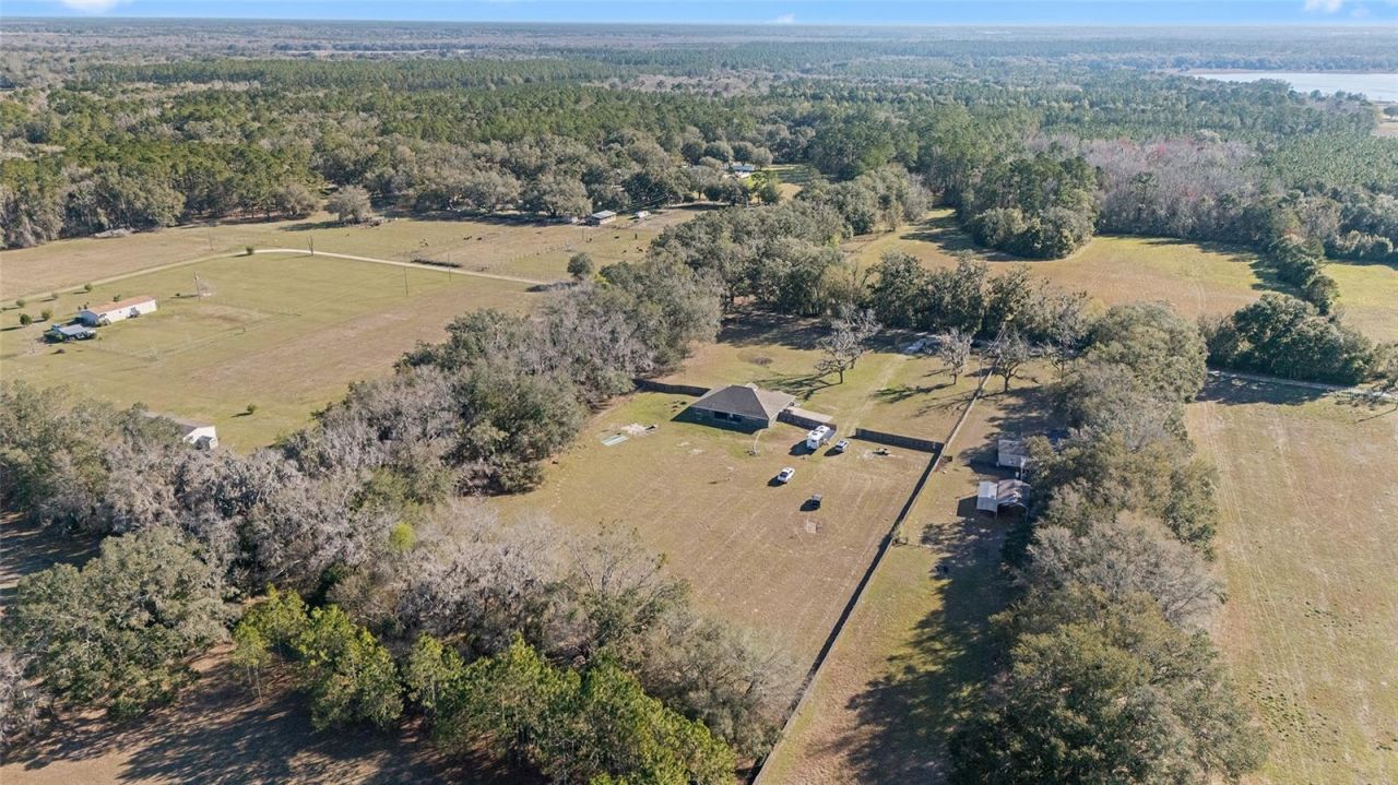 20536 NW 20th Terrace, Brooker, FL 32622 Photo