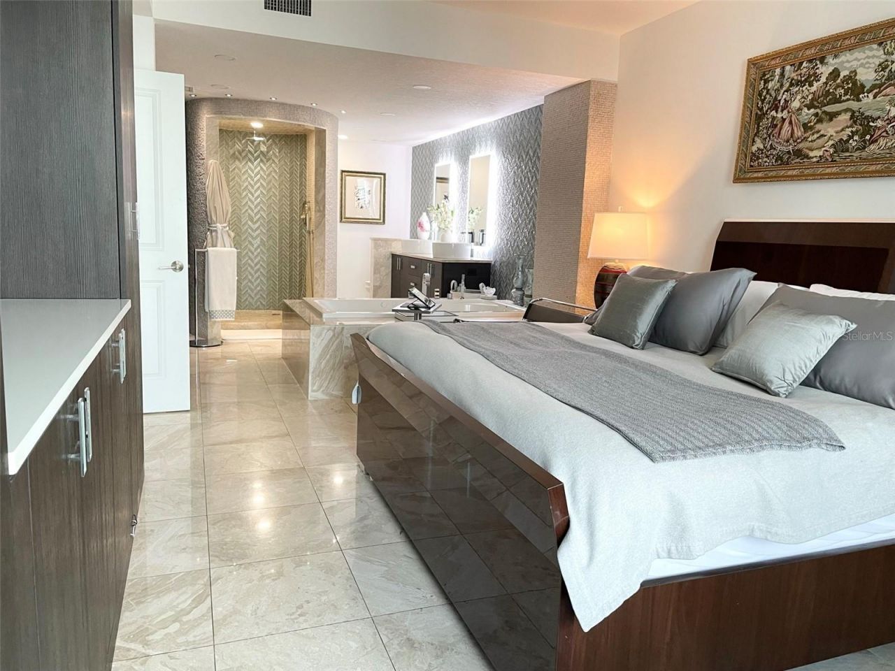 1 Beach Drive Se, Unit 2312, Saint Petersburg, FL 33701 Photo