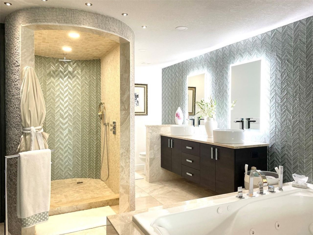 1 Beach Drive Se, Unit 2312, Saint Petersburg, FL 33701 Photo