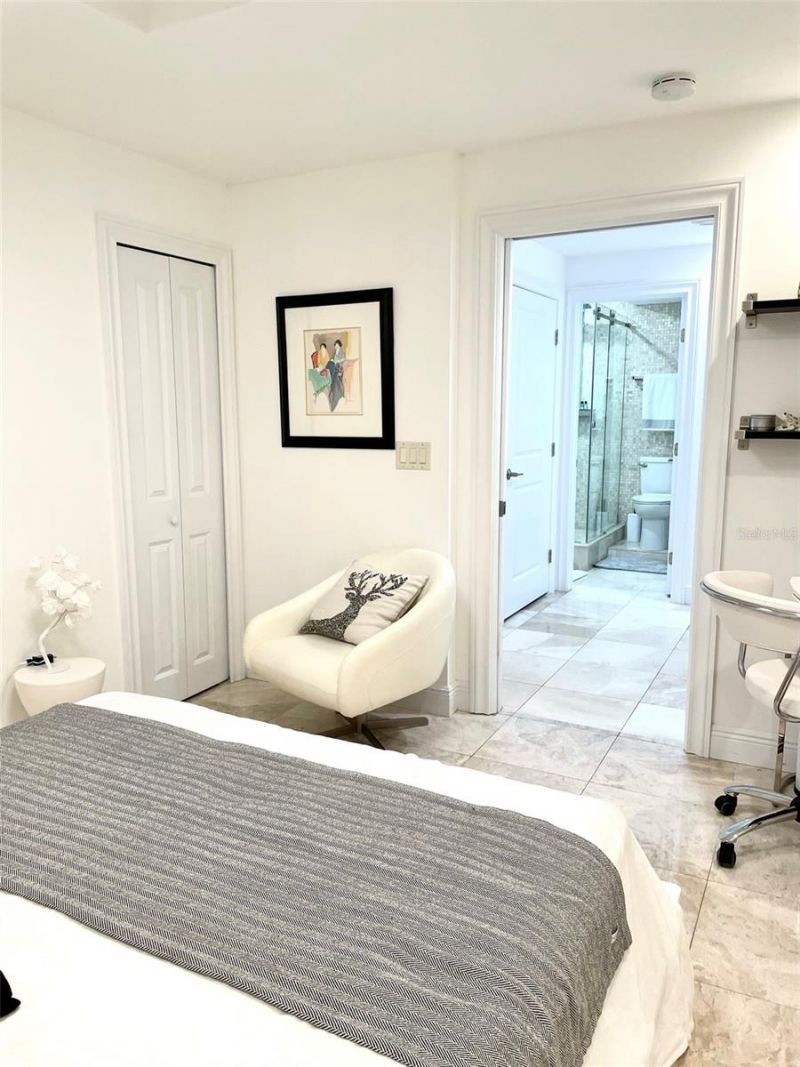 1 Beach Drive Se, Unit 2312, Saint Petersburg, FL 33701 Photo