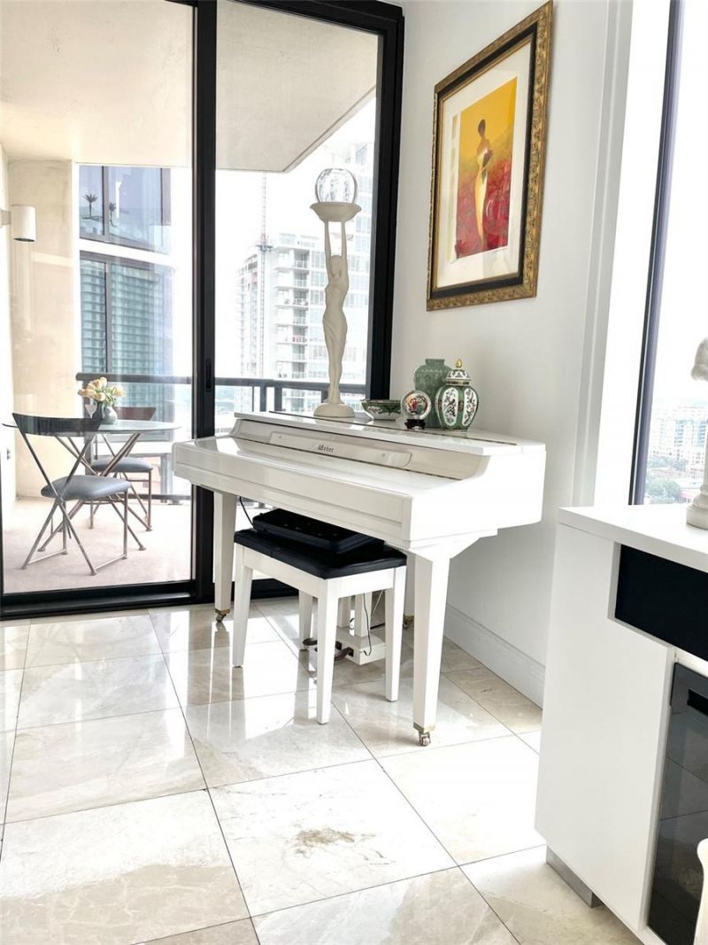 1 Beach Drive Se, Unit 2312, Saint Petersburg, FL 33701 Photo