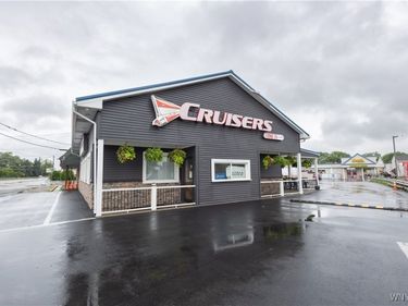 1061 Harlem Road, Cheektowaga, NY 14227