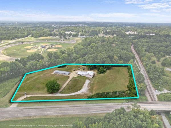 504 N HARPER RD, Corinth, MS 38834