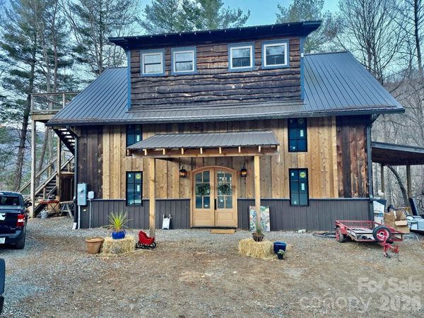 21 Taproot Trail, Barnardsville, NC 28709