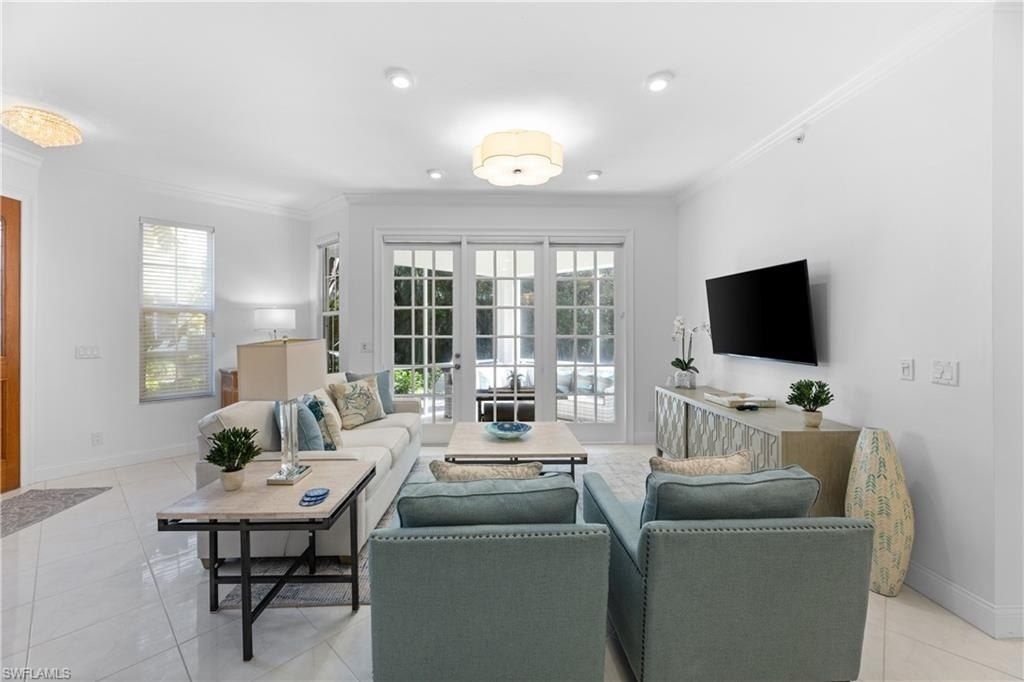 193 Colonade Cir, Unit 1506, Naples, FL 34103 Photo