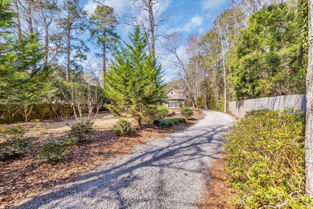 1444 Will-go Ave. Photo 47