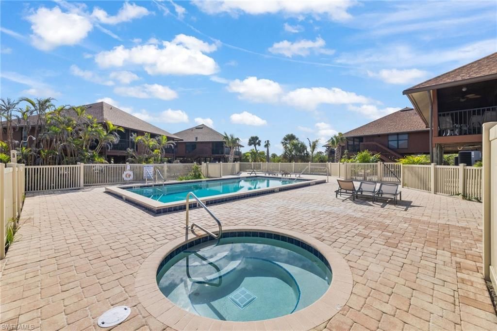 1811 Olde Middle Gulf Dr, Unit 10, Sanibel, FL 33957 Photo