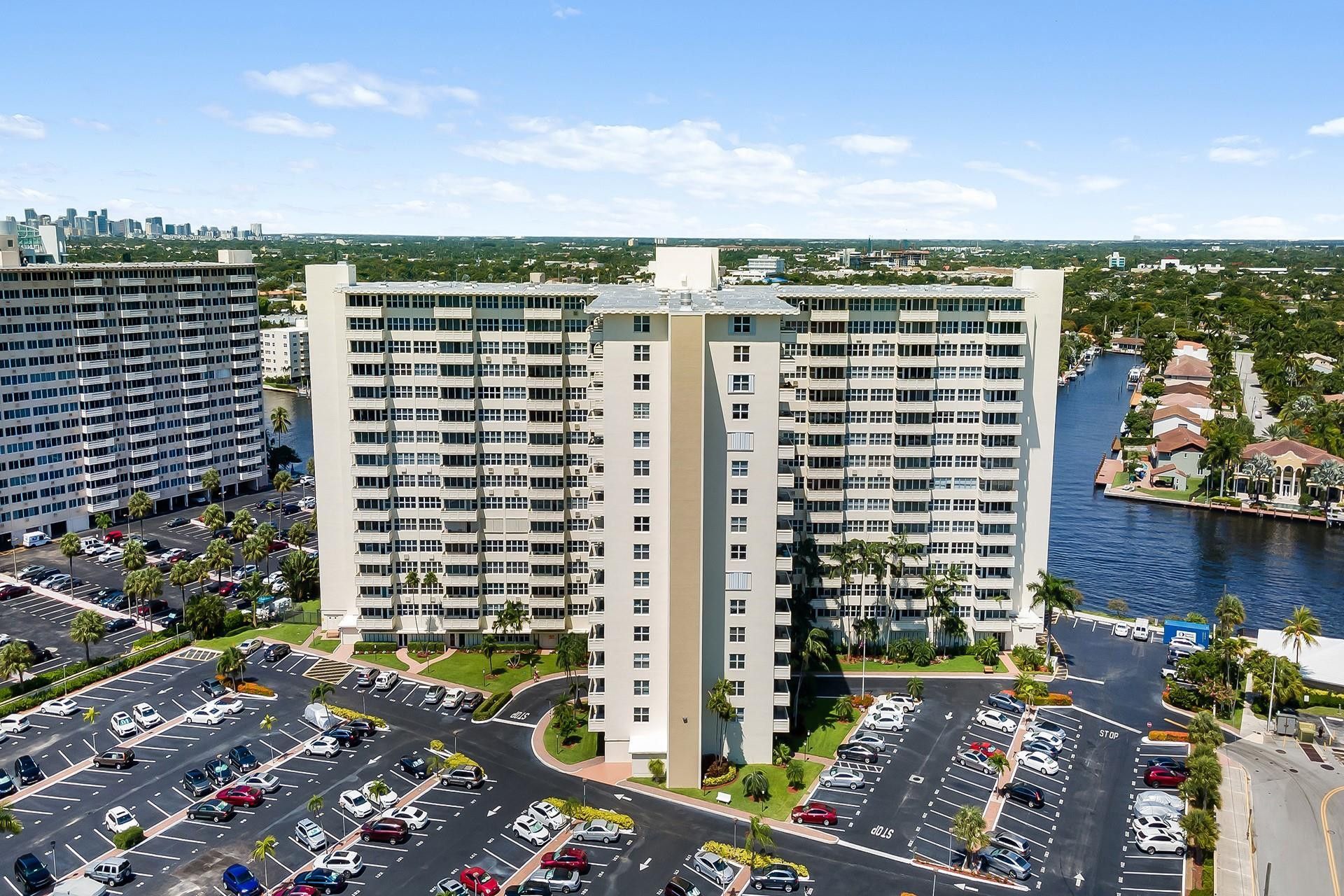 3200 NE 36th Street, Unit 1612, Fort Lauderdale, FL 33308 Photo