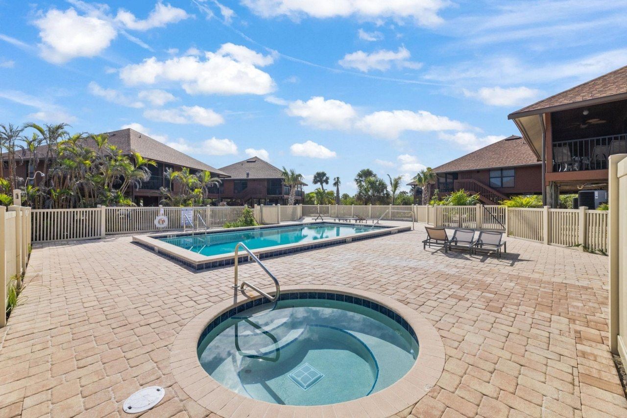 1811 Olde Middle Gulf Dr, Unit 10, Sanibel, FL 33957 Photo
