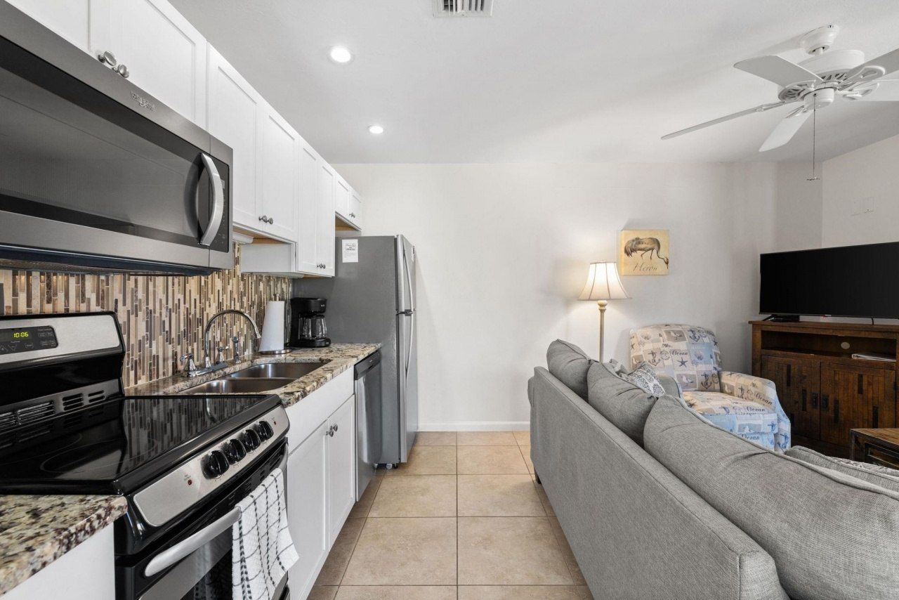 1811 Olde Middle Gulf Dr, Unit 10, Sanibel, FL 33957 Photo