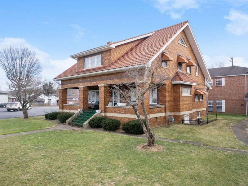 916 E 2nd Street, Maysville, KY 41056 Photo 2