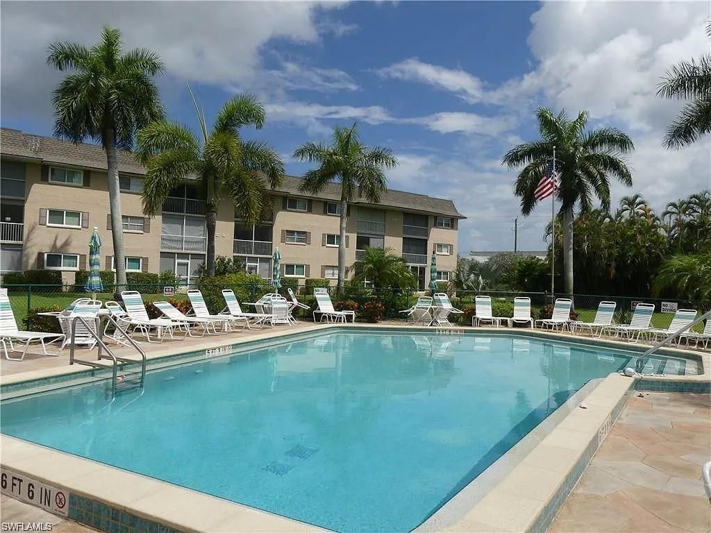 5435 Rattlesnake Hammock Rd, Unit E-102, Naples, FL 34113 Photo