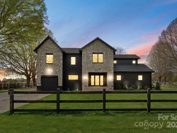 1575 Shinnville Road, Cleveland, NC 27013