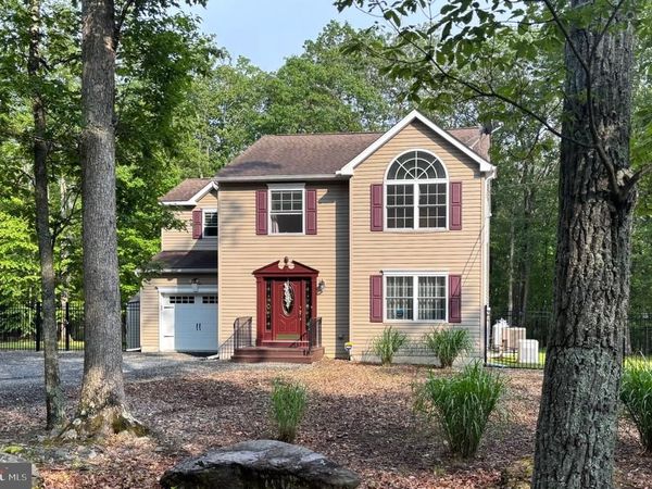 287 SUNRISE DRIVE, HENRYVILLE, PA 18332