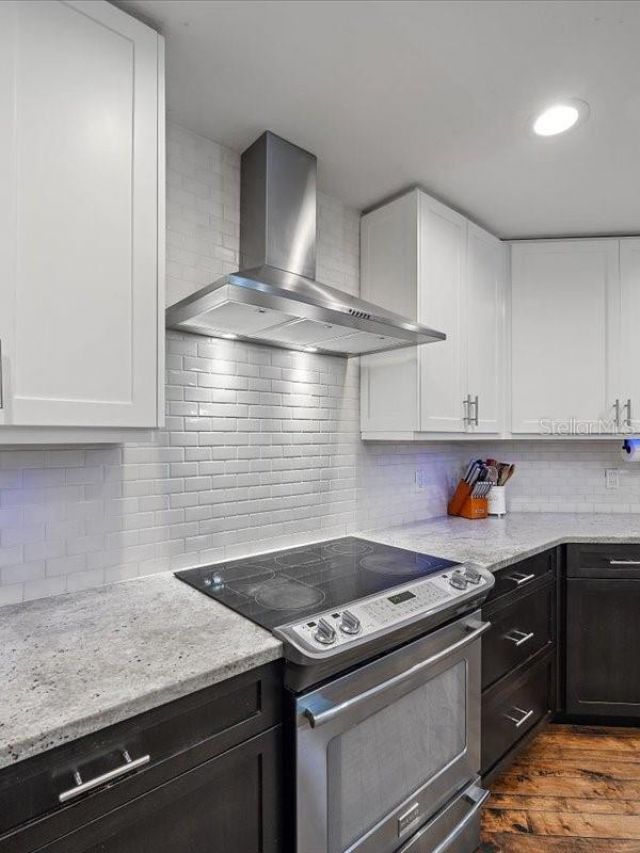 4588 Baycedar Lane, Sarasota, FL 34241 Photo