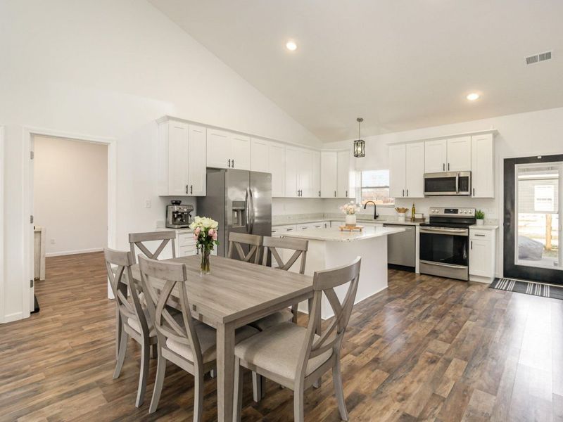 606 Pine Court, Carrollton, KY 41008 Photo 9