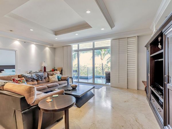 701 SE 21st Avenue, Unit 302, Deerfield Beach, FL 33441