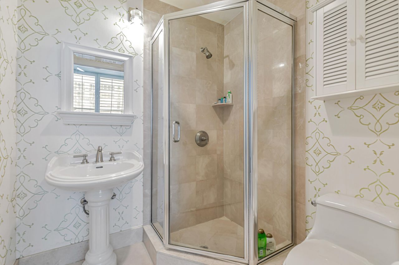 701 SE 21st Avenue, Unit 302, Deerfield Beach, FL 33441 Photo