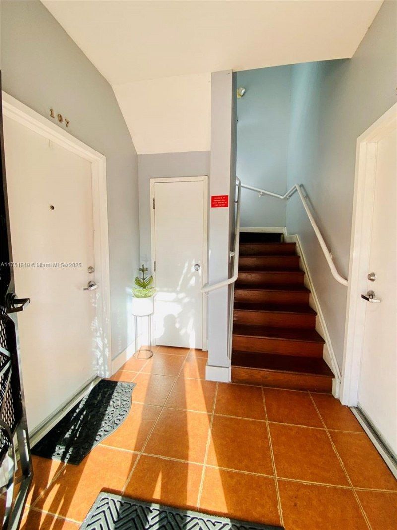 200 Azure Way, Miami Springs, FL 33166 Photo