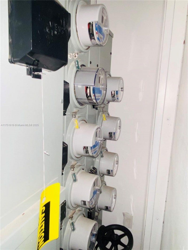 200 Azure Way, Miami Springs, FL 33166 Photo