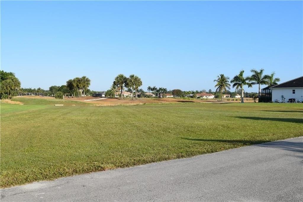 18001 Bluewater Drive, Naples, FL 34114 Photo