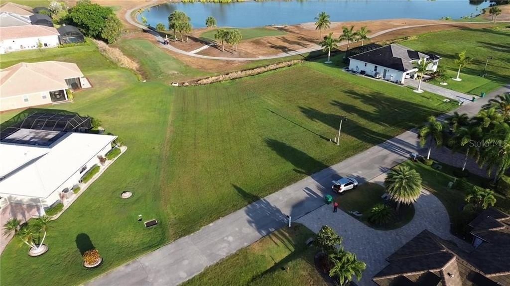 18001 Bluewater Drive, Naples, FL 34114 Photo