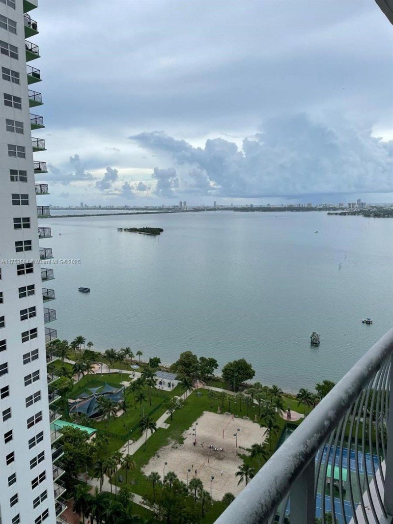 1750 N Bayshore Dr, Unit 2905, Miami, FL 33132 Photo