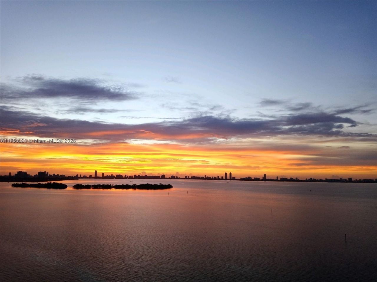 880 NE 69th St, Unit 12R, Miami, FL 33138 Photo