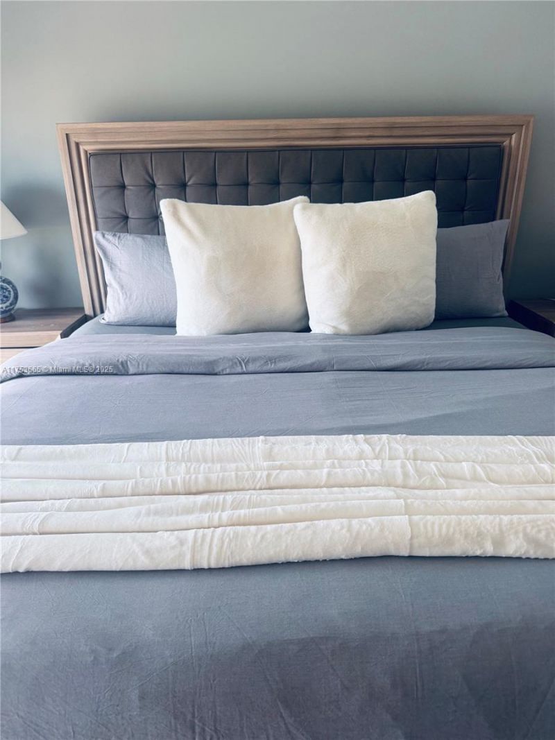 121 NE 34th St, Unit 1904, Miami, FL 33137 Photo