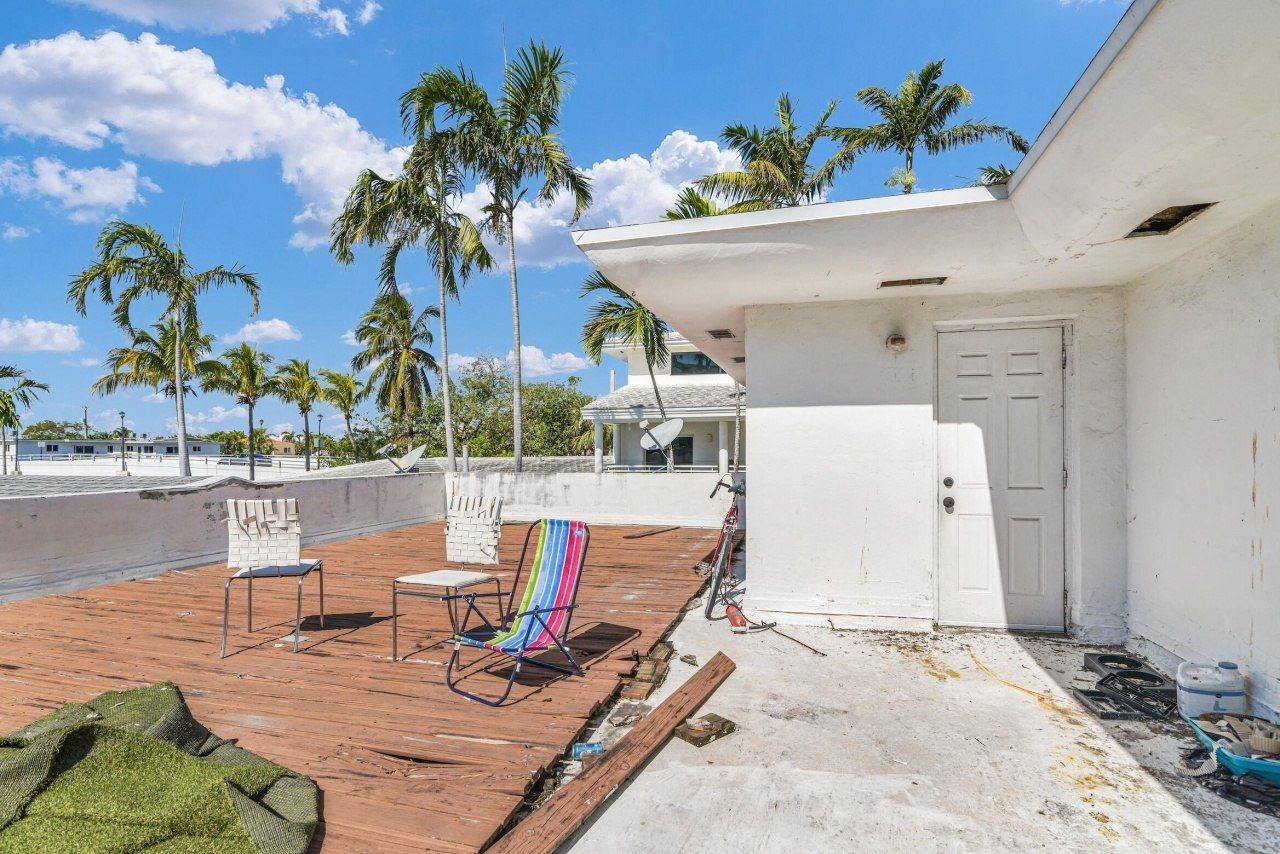 8430 Byron Avenue, Miami Beach, FL 33141 Photo