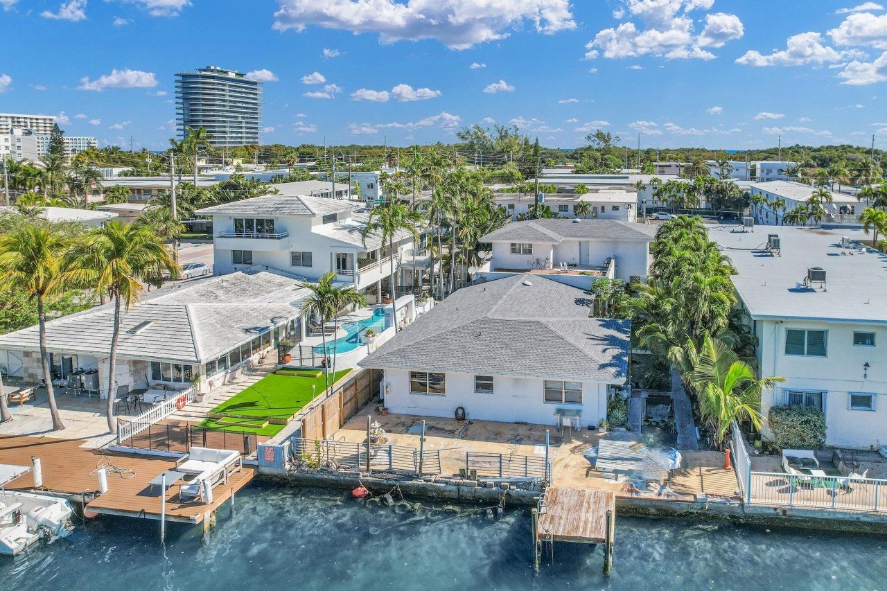 8430 Byron Avenue, Miami Beach, FL 33141 Photo