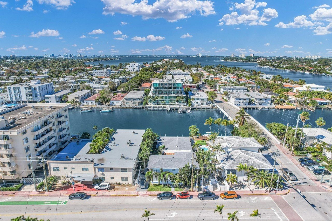 8430 Byron Avenue, Miami Beach, FL 33141 Photo