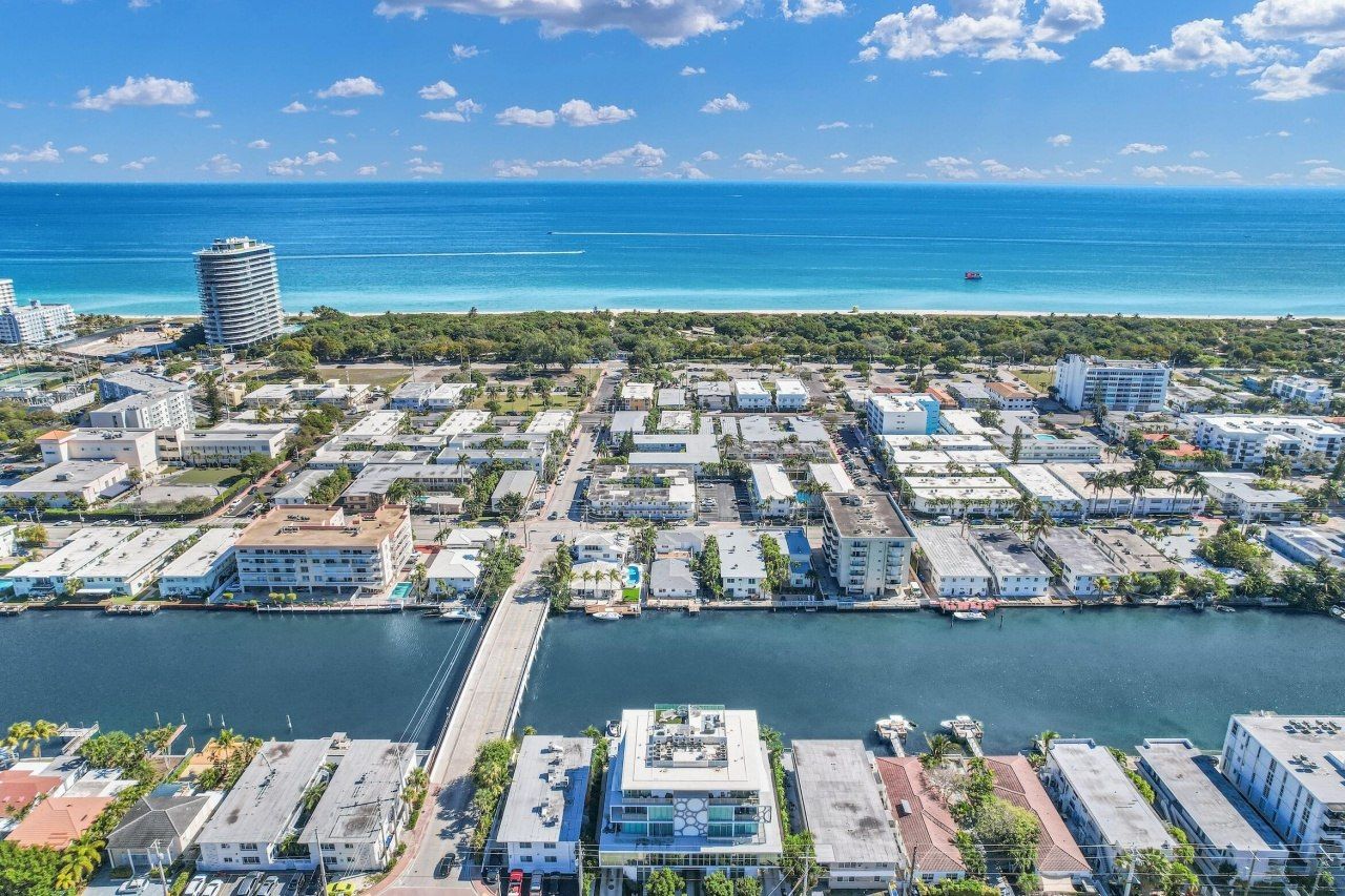 8430 Byron Avenue, Miami Beach, FL 33141 Photo