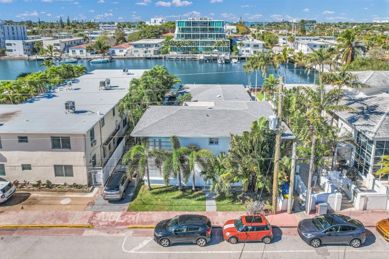 8430 Byron Avenue, Miami Beach, FL 33141 Photo