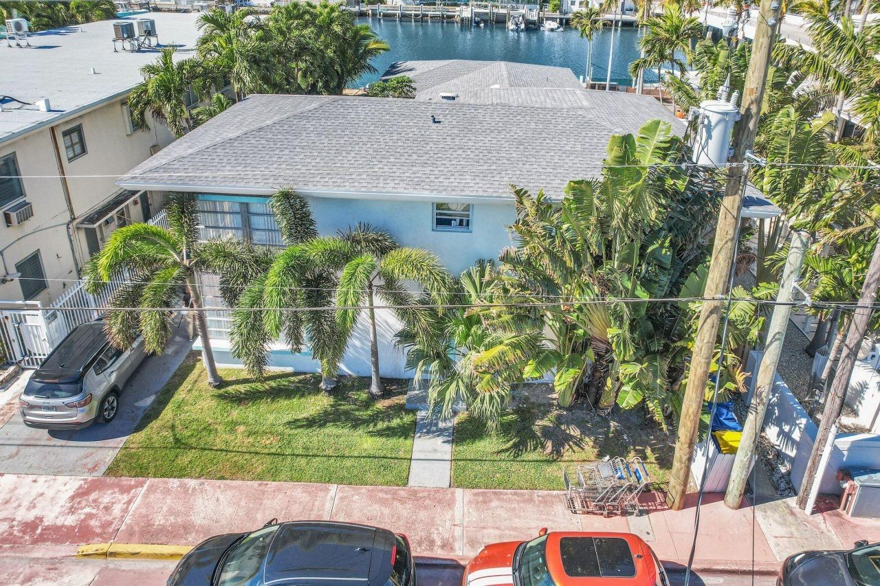 8430 Byron Avenue, Miami Beach, FL 33141 Photo