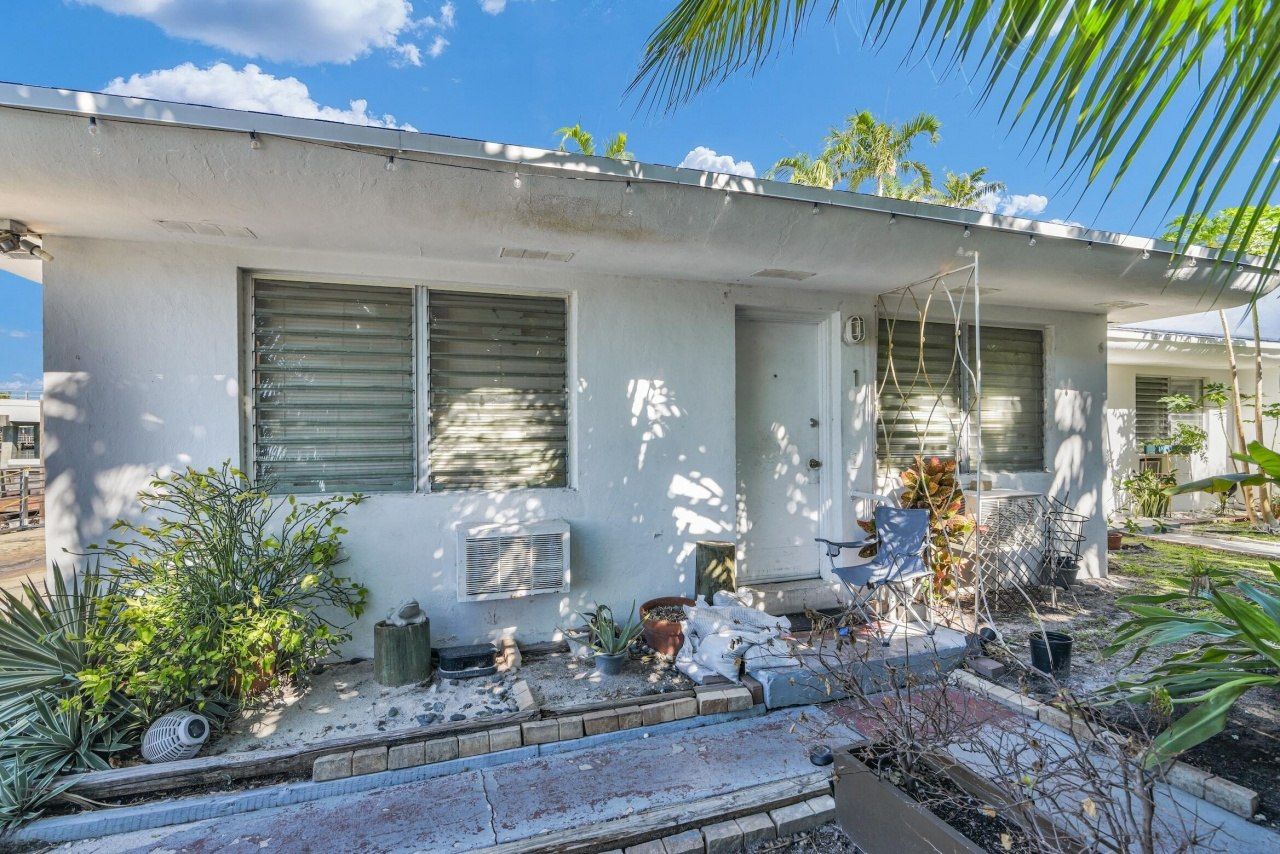 8430 Byron Avenue, Miami Beach, FL 33141 Photo