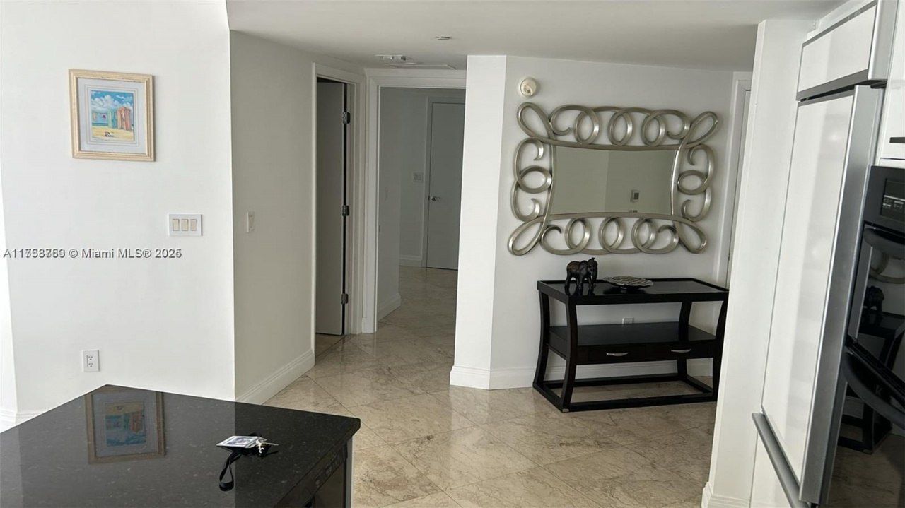 1830 S Ocean Dr, Unit 3208, Hallandale Beach, FL 33009 Photo