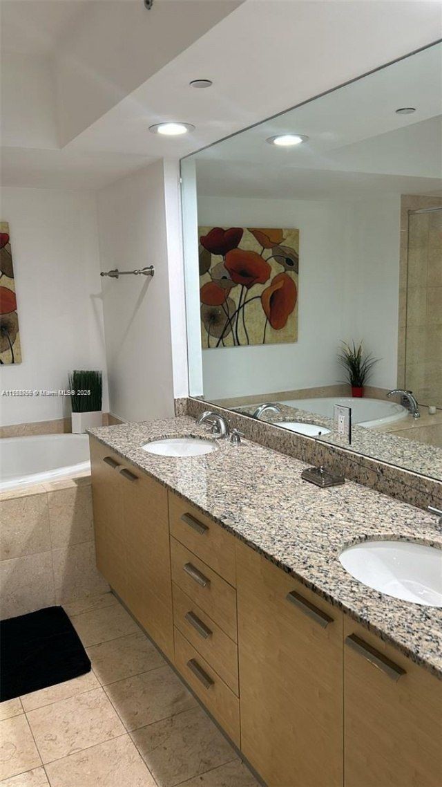 1830 S Ocean Dr, Unit 3208, Hallandale Beach, FL 33009 Photo